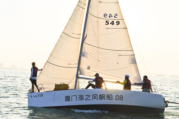 美國J80